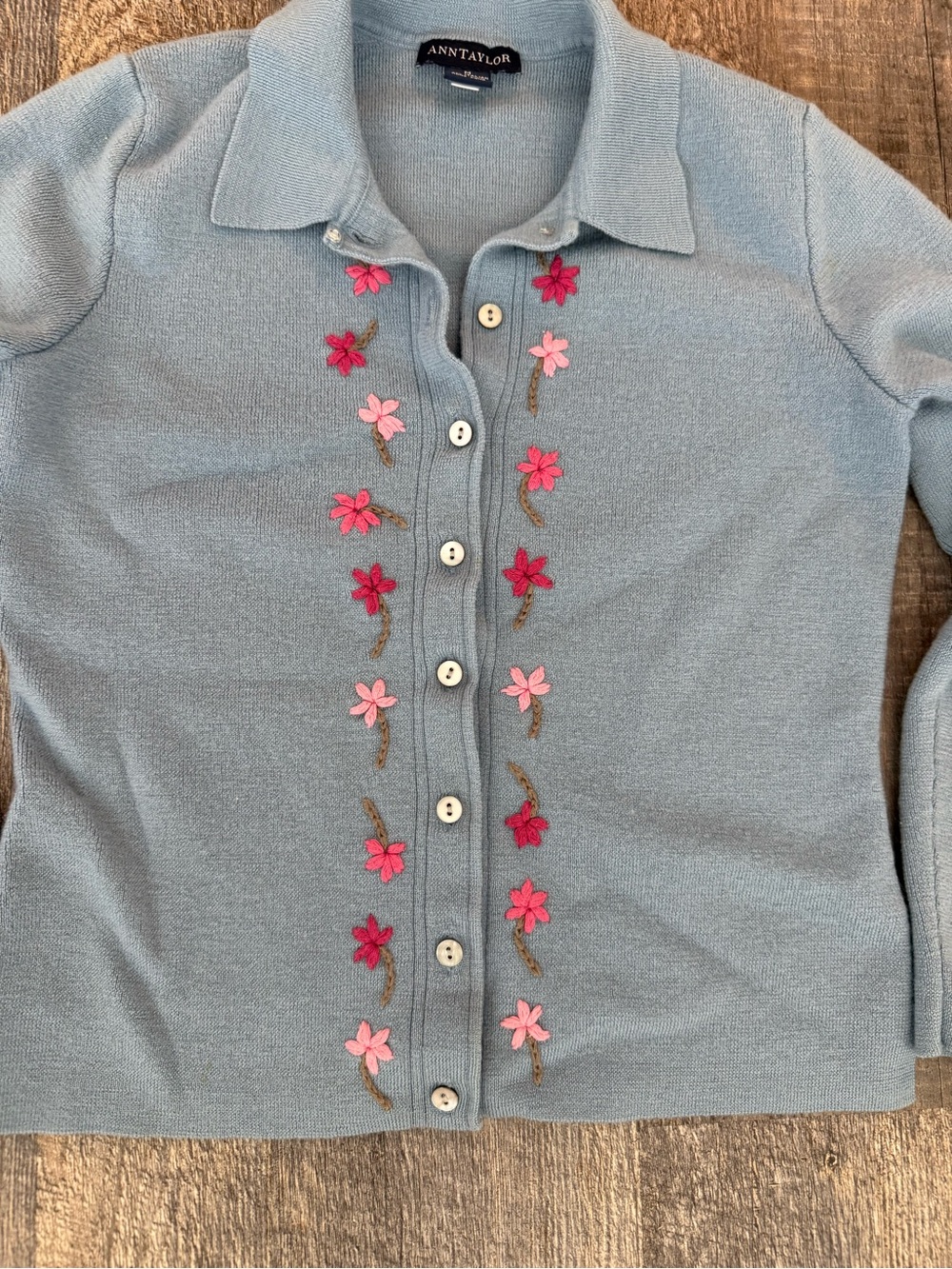 Vintage Ann Taylor Merino Wool Floral Embroidered Cardigan Blue M - Picture 5 of 15